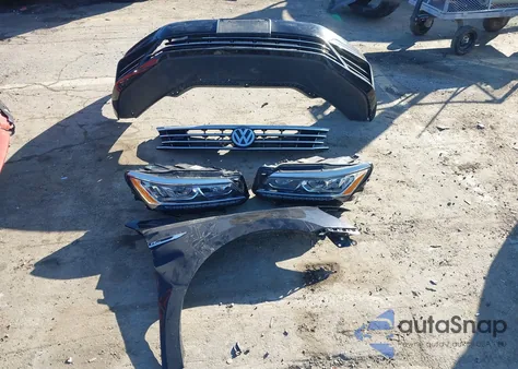 2017 Volkswagen Passat 1.8T R-Line from USA, damaged, VIN 1VWDT7A37HC080155